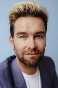 Imagine Antony Starr