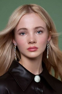 Imagine Freya Allan