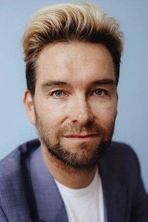 Imagine Antony Starr