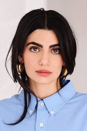 Imagine Claudia Doumit